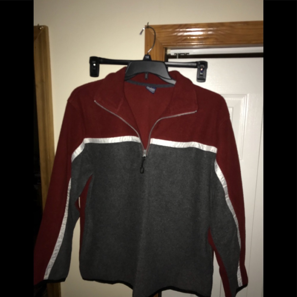 Men’s half zip fleece with pockets